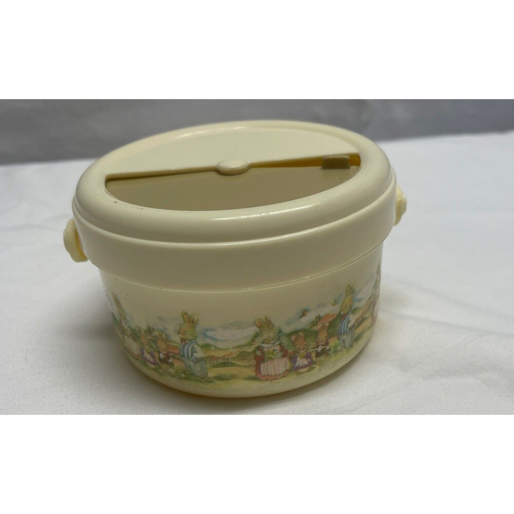 Toddler Travel Slide Snack Container Holder Bunnies Bunny with Handle Vintage